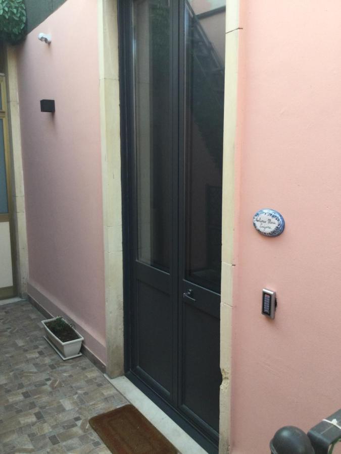 B&B Affittacamere Trigona Misterbianco Exteriör bild