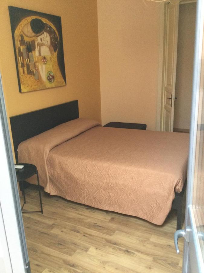 B&B Affittacamere Trigona Misterbianco Exteriör bild